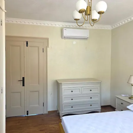 Historic Greek House With Sea View Balcony 빌라